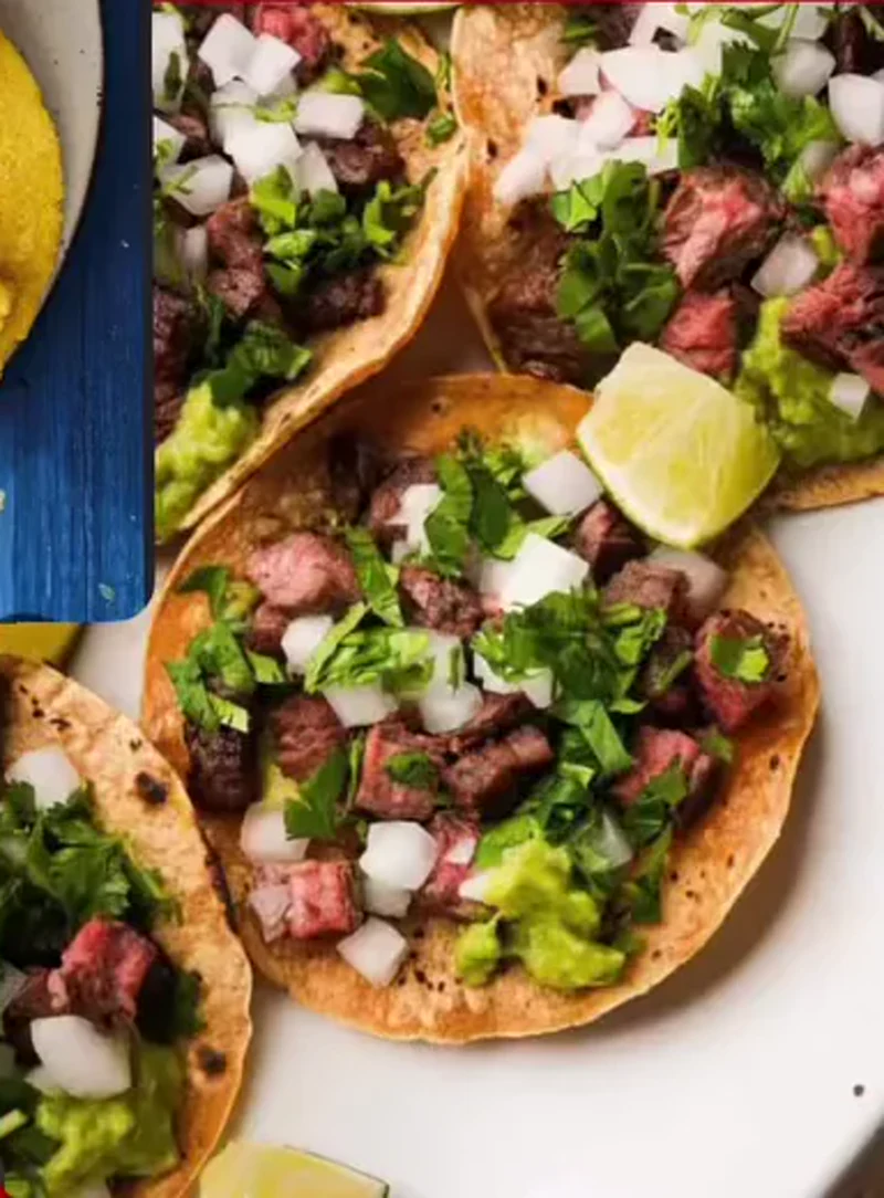 Tacos shown in an Antojitos del Gordo social graphic